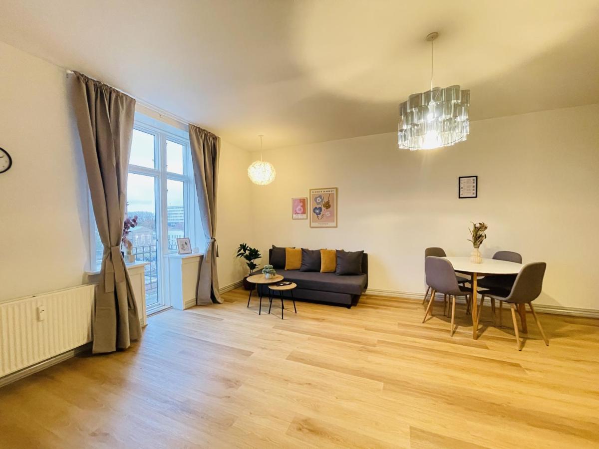 Aday - The Swanky Suite Йеррінґ Екстер'єр фото