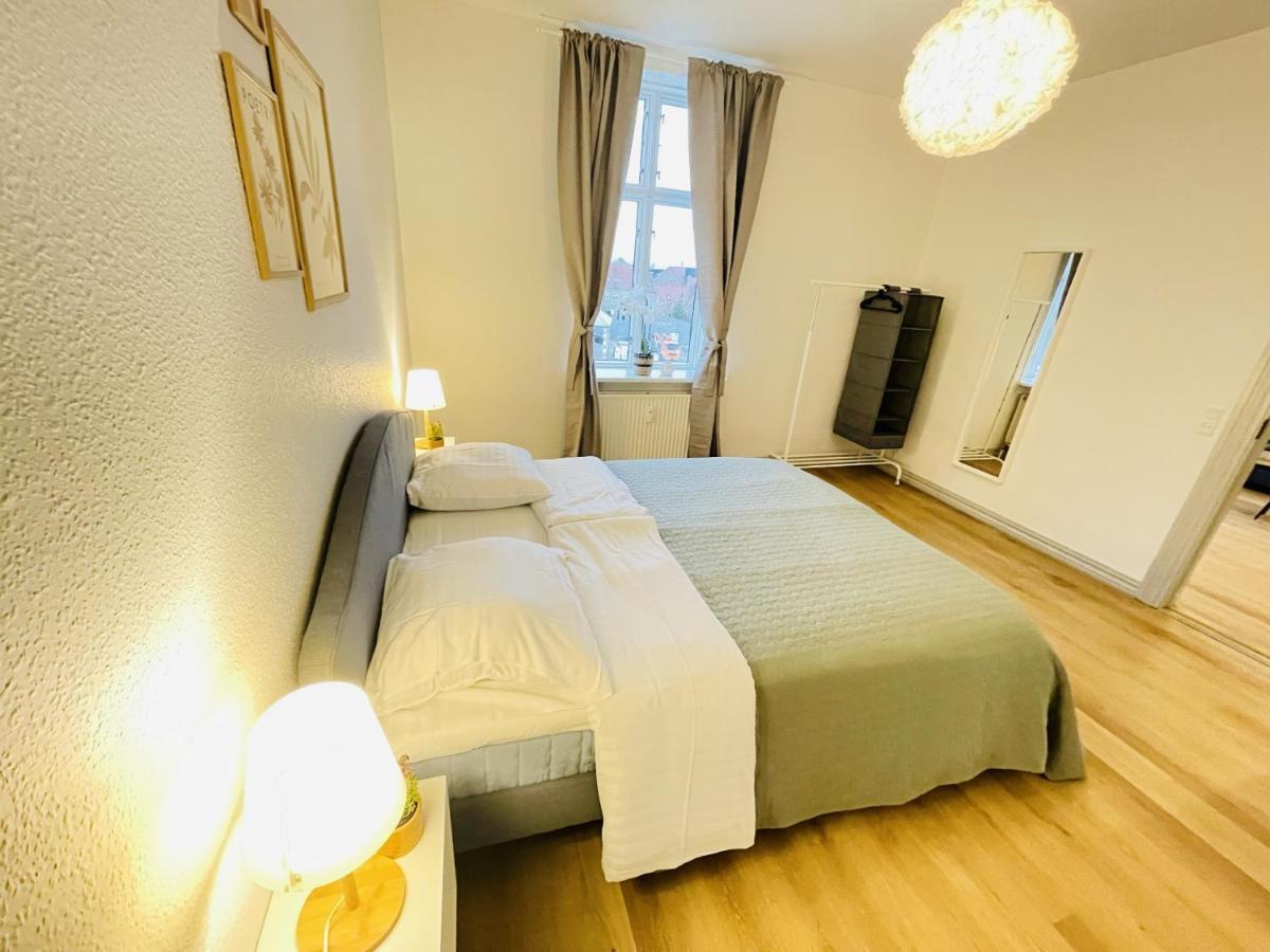 Aday - The Swanky Suite Йеррінґ Екстер'єр фото